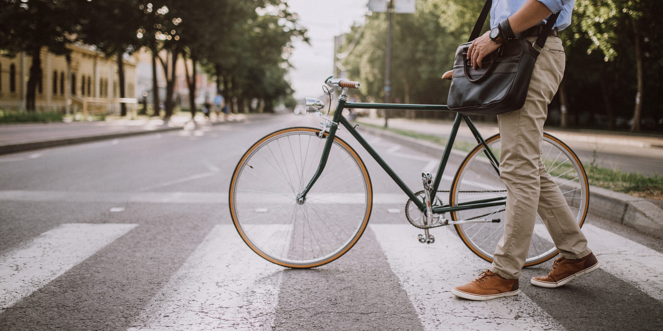 Crossing the Street with the bicycle