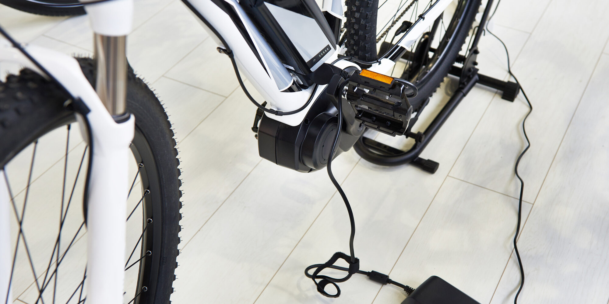 Charge battery electric bike