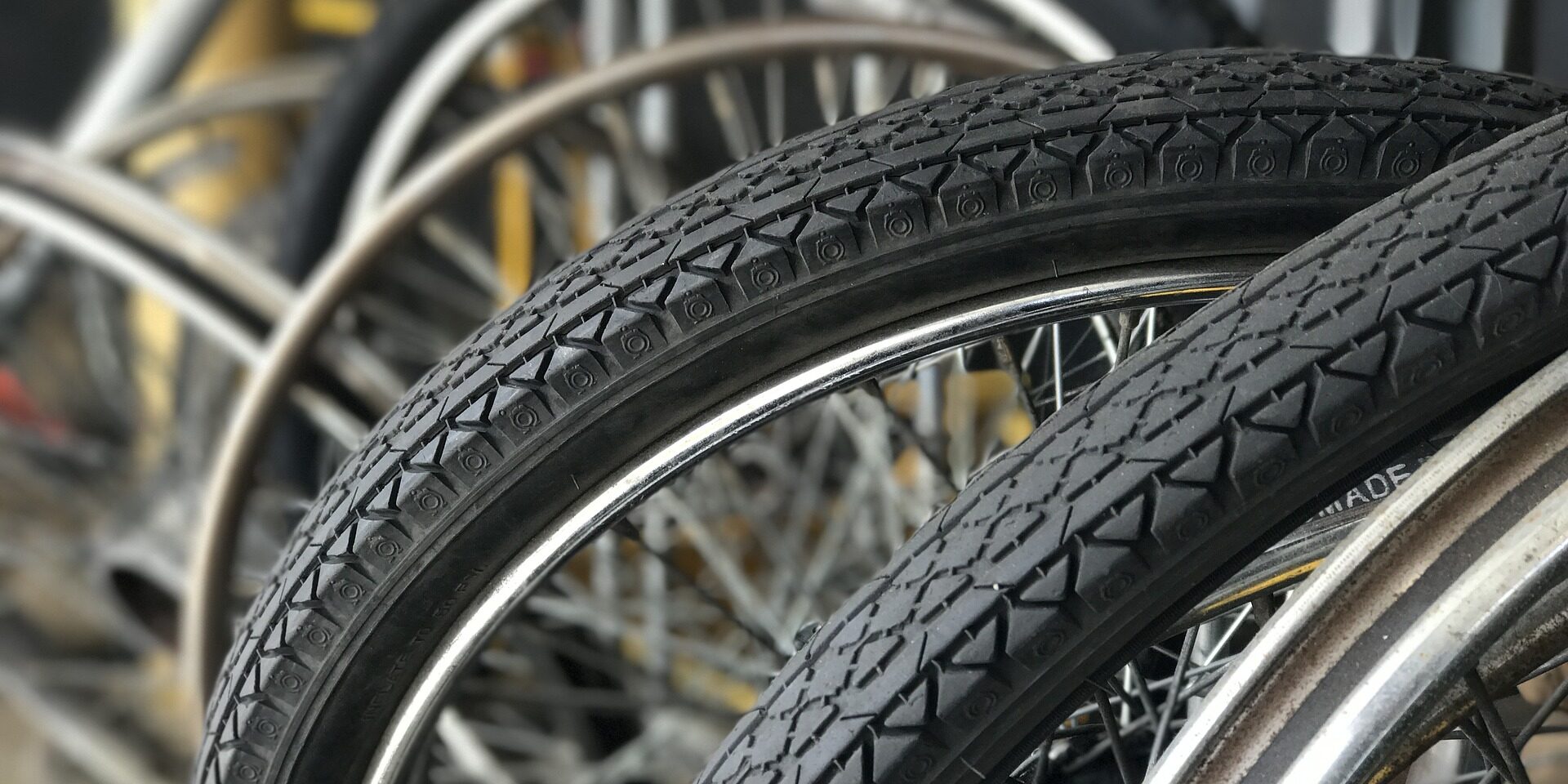 25 – bicycle-2197035_1920